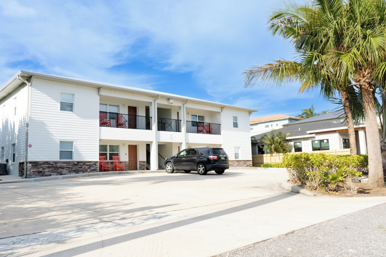 Exterior & Views 2, SōLE, Brevard