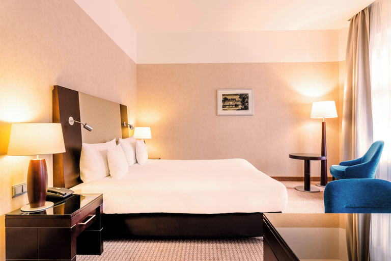 Bedroom 4, Polonia Palace Hotel, Warsaw