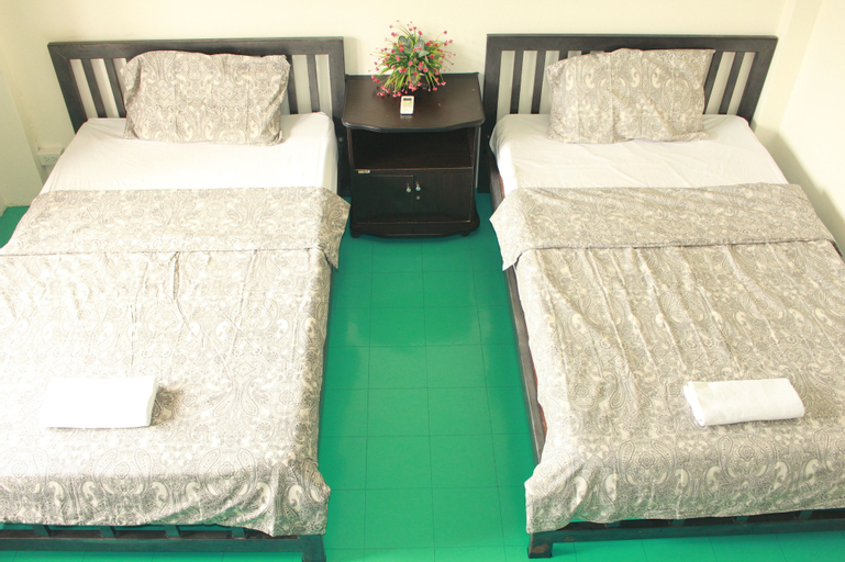 Bedroom 5, LZ Hostel, Khlong San