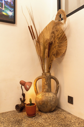 Others 4, Officina 17, Badung