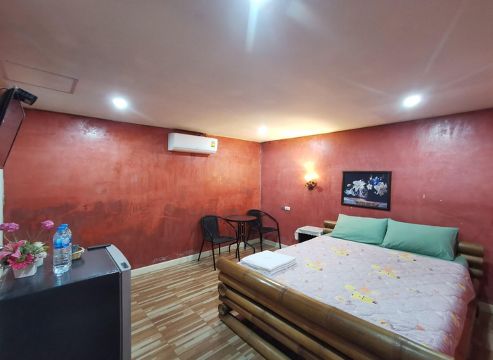 Bedroom 4, Lek Homestay, Si Racha