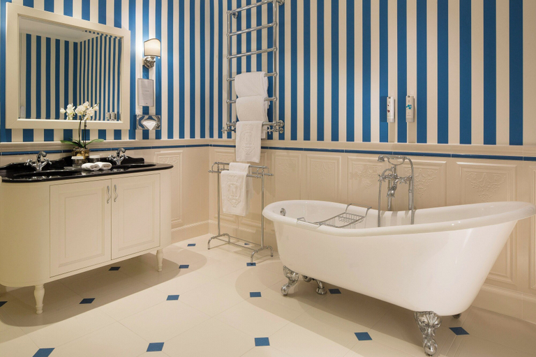 Bathroom 5, Negresco, Alpes-Maritimes