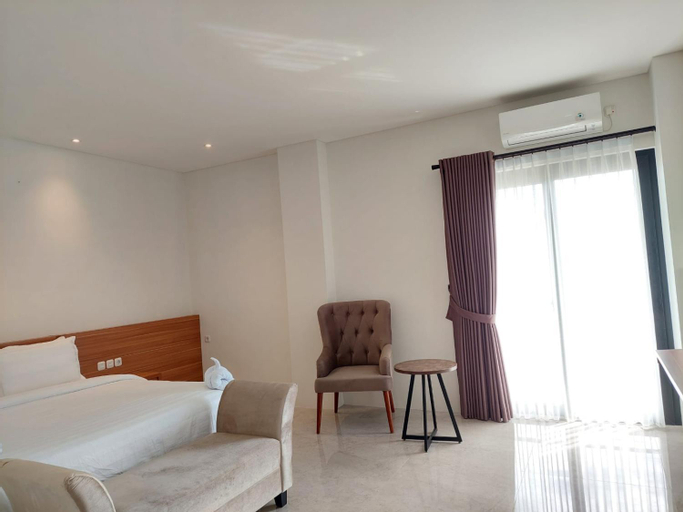 Bedroom 12