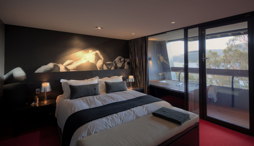 Bedroom 9