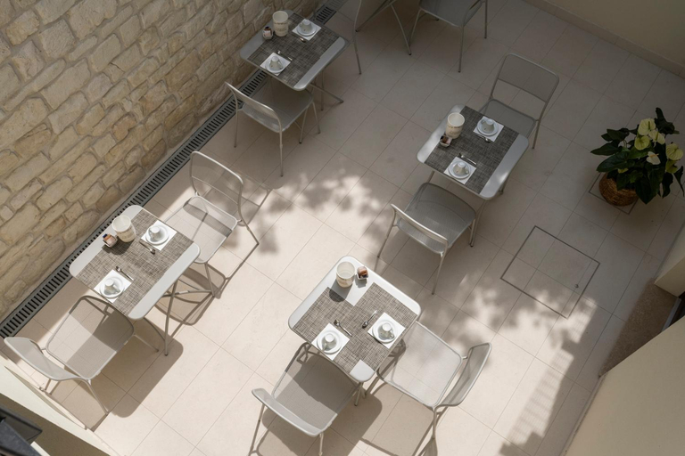 Others 4, Marna Relais, Ancona