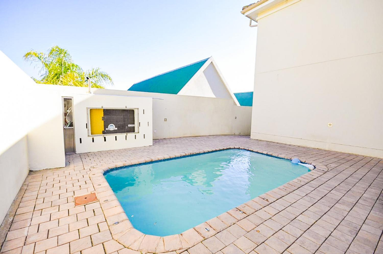 Sport & Beauty, Spekboom Beach Apartments, Cacadu