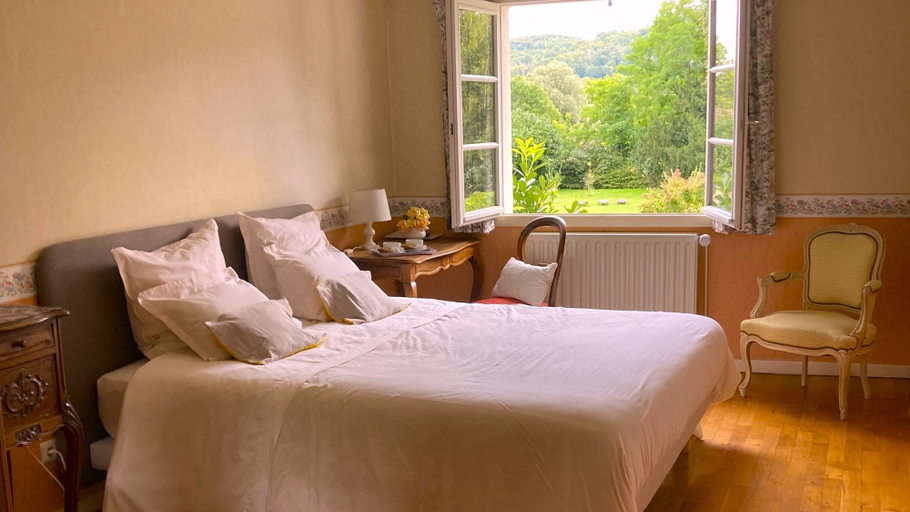 Bedroom 13
