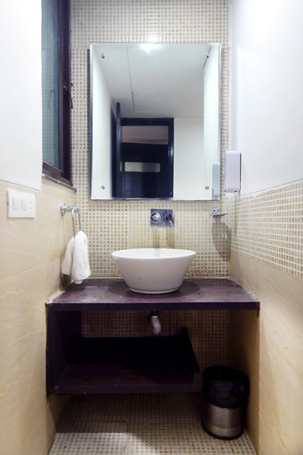 Bedroom 3, Ace7 - Boutique Hotel Near MG Road, West
