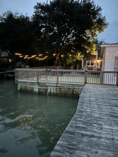 Boat House Studio - Water Front Pets WiFi Smart TV apts, Norfolk