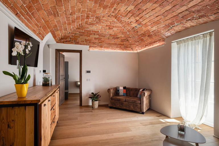 2, Casa Calleri, Cuneo