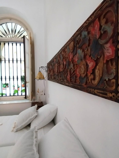 Others 5, Jerez Palace House, Cádiz