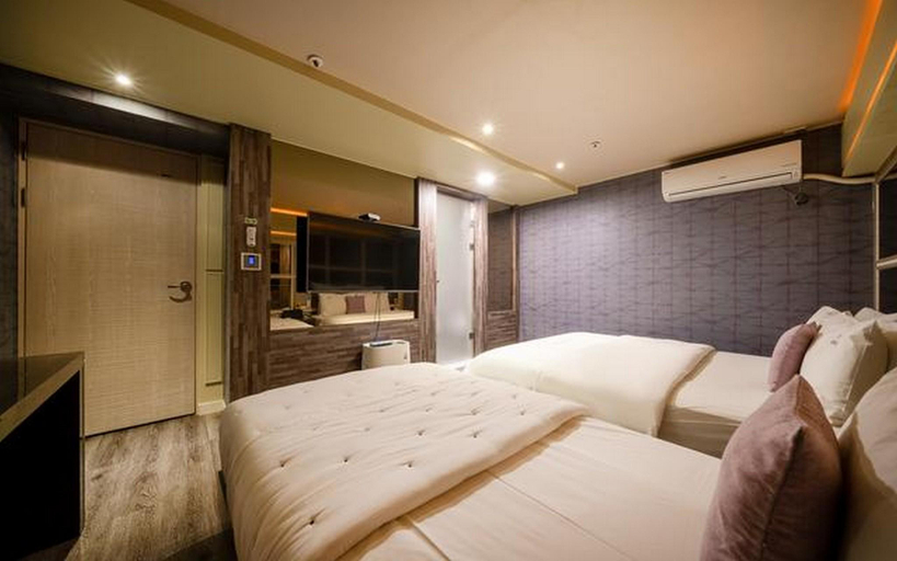 Bedroom 2, Changwon Sangnam-dong Angel, Changwon