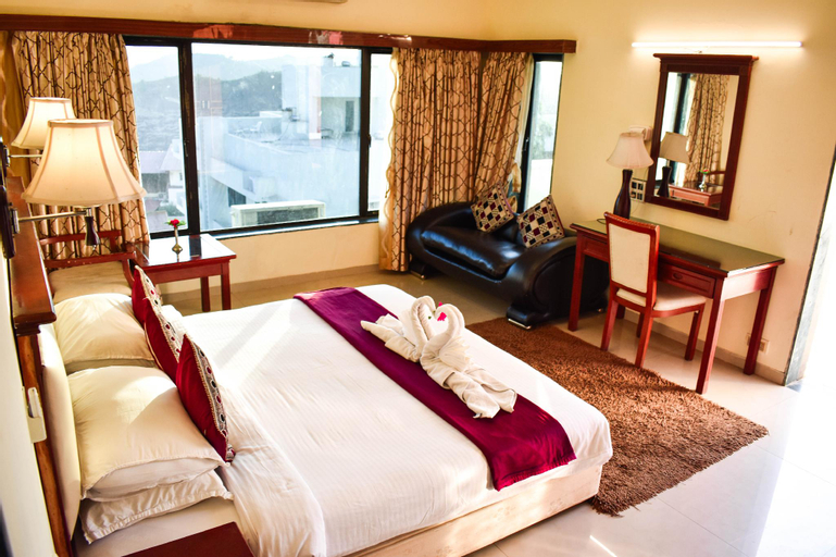 Bedroom 14