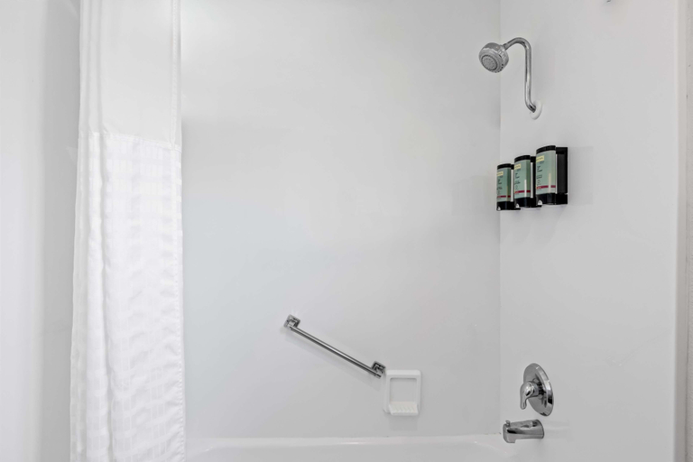 Bathroom 9