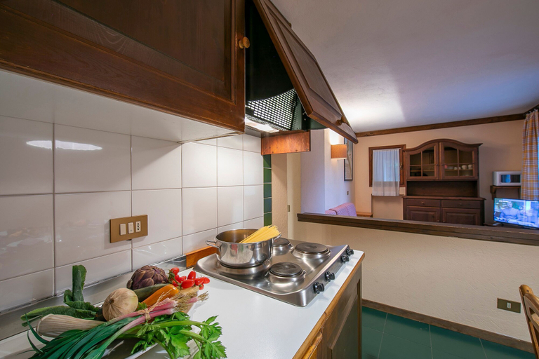 Room 5, Grange Hike Ski - 15D Sestriere, Torino