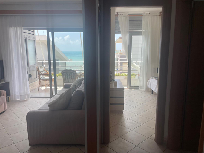 Others 3, Deas Apartment, Durrësit