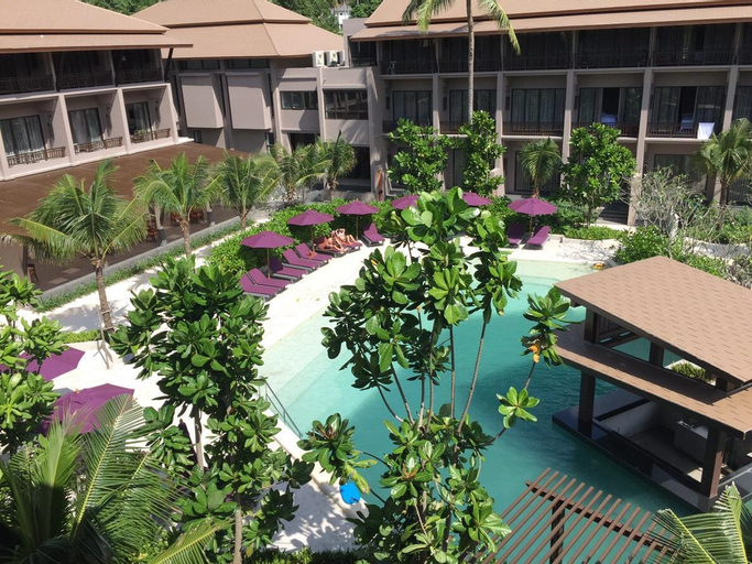Swimming Pool 9