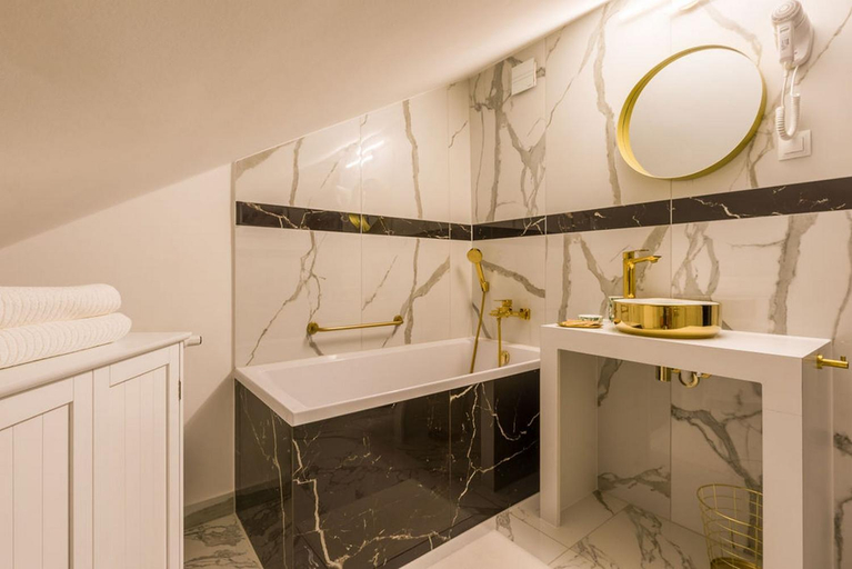 Bathroom 2, Zlota Regalinda & Spa, Kamień