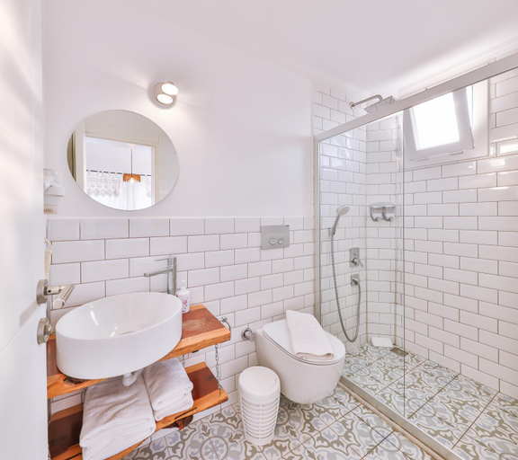 Bathroom 5, Dantel Butik Ev Pansiyon, Kaş