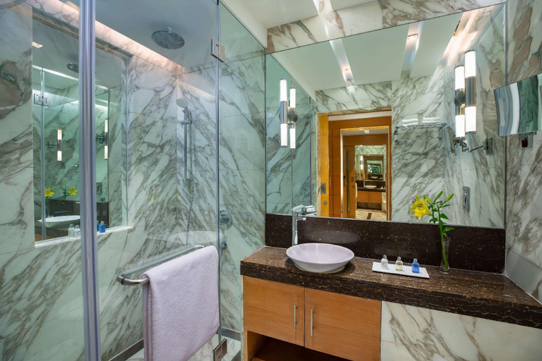 Bathroom 9
