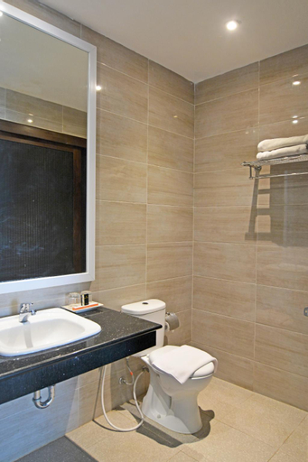 Bathroom 6