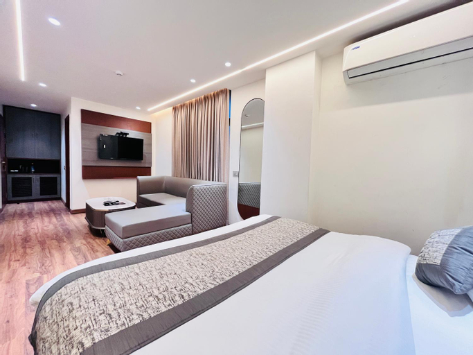 Bedroom 15