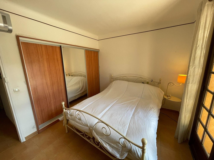 Bedroom 3, Villa in Vidauban with Pool and BBQ, Var