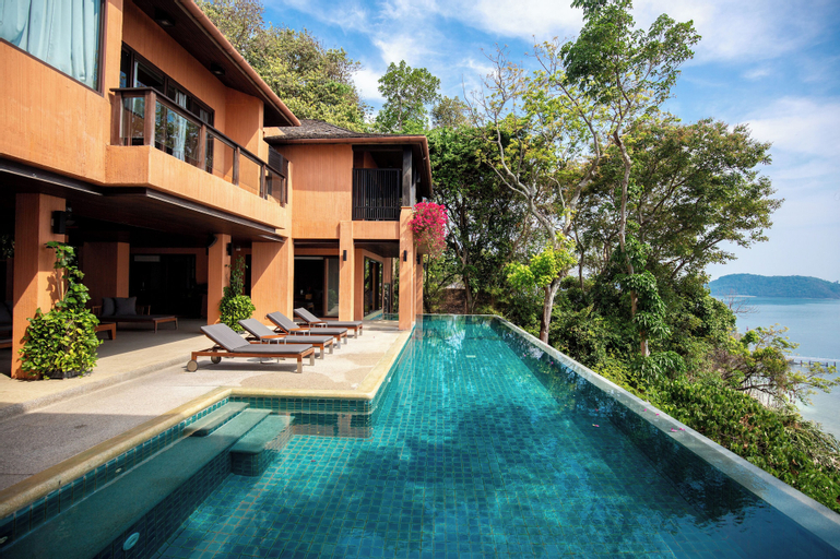 Swimming Pool 8