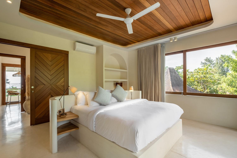 Others 3, Villa Odyssea, Lombok