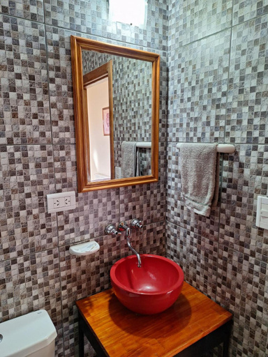 Bathroom 4, Hosteria Lago Sur, Lago Argentino
