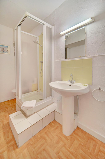 Bathroom, Immogroom - Suquet - 2 min from the beaches, Alpes-Maritimes