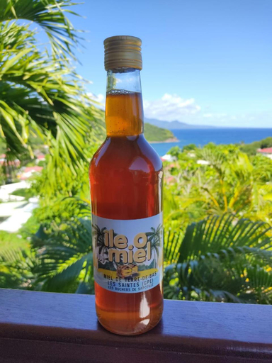 Food & Drinks 5, Cottages Les 3 Rochers - Vue sur mer, Terre-De-Bas