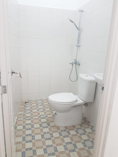 Bathroom 5, Homestay Titiknol Yogya, Yogyakarta