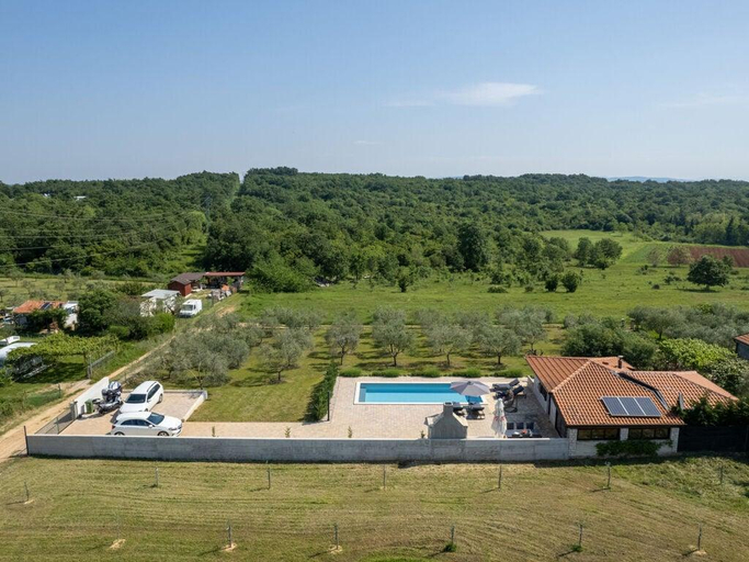 Others 2, Villa Casa Claudia, Novigrad