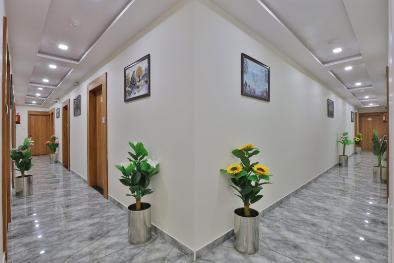 Public Area 2, Hotel Viva Inn, Ahmadabad