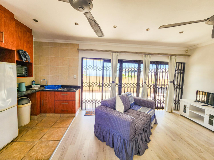Others 5, Spekboom Beach Apartments, Cacadu