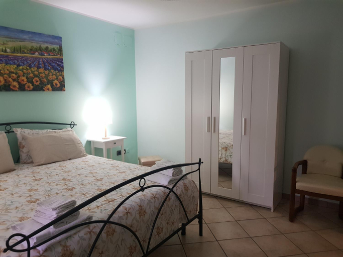 Bedroom 3, B&B Ortensia, Salerno
