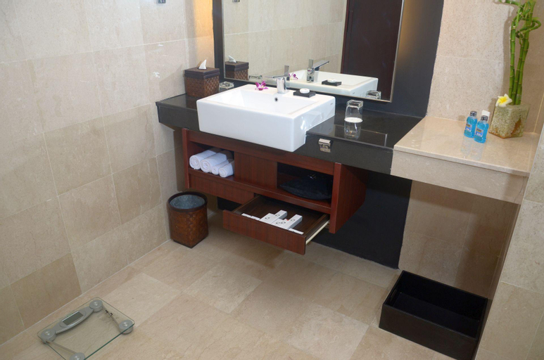 Bathroom 29