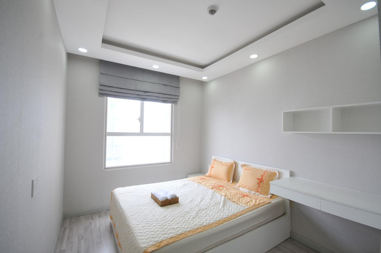 Bedroom 3, Sunrise City - 5*, District 7