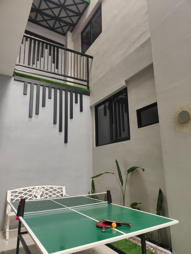 Others 4, BnB Home, Malang
