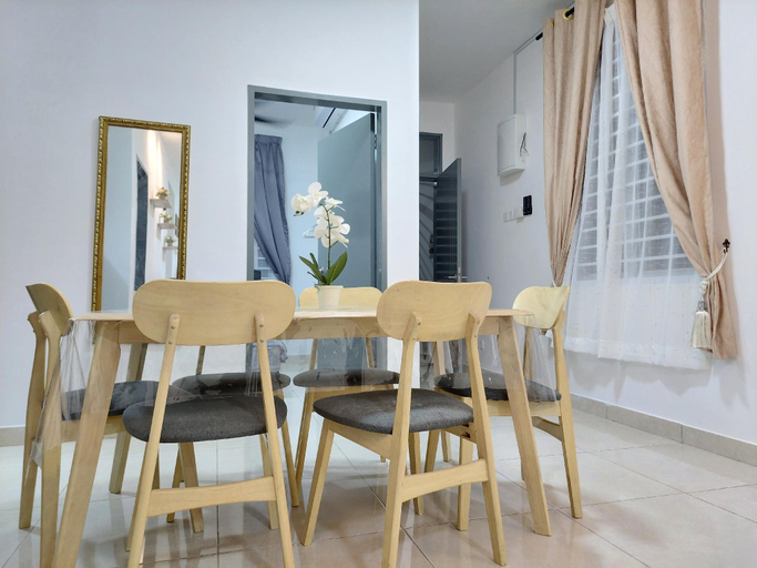 Others 3, Amir Homestay Nilai, Seremban