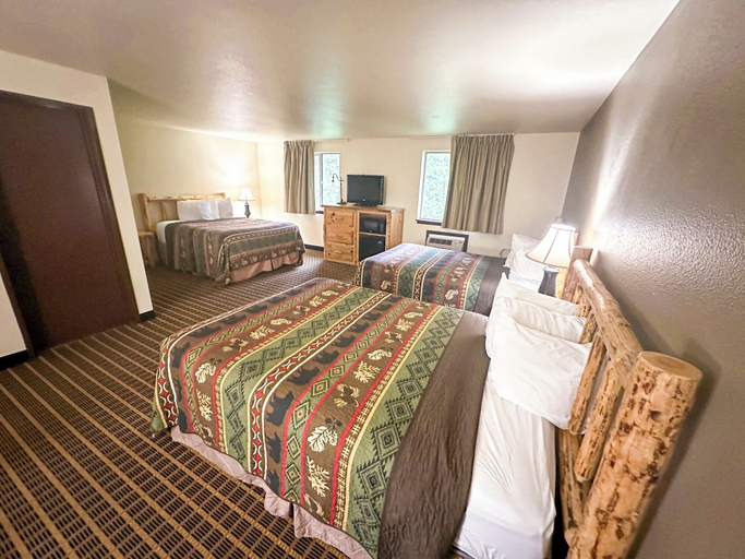 Bedroom 3, Fairbridge Inn & Suites Sandpoint, Bonner