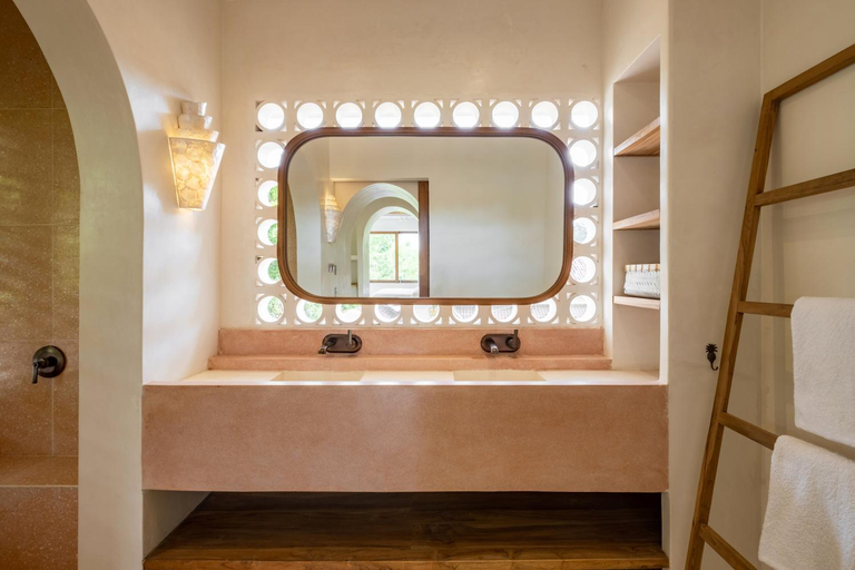 Bathroom 3, Villa Odyssea, Lombok