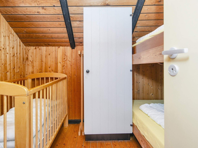 Bedroom 2, 4 Person Holiday Home in Oksbol, Varde