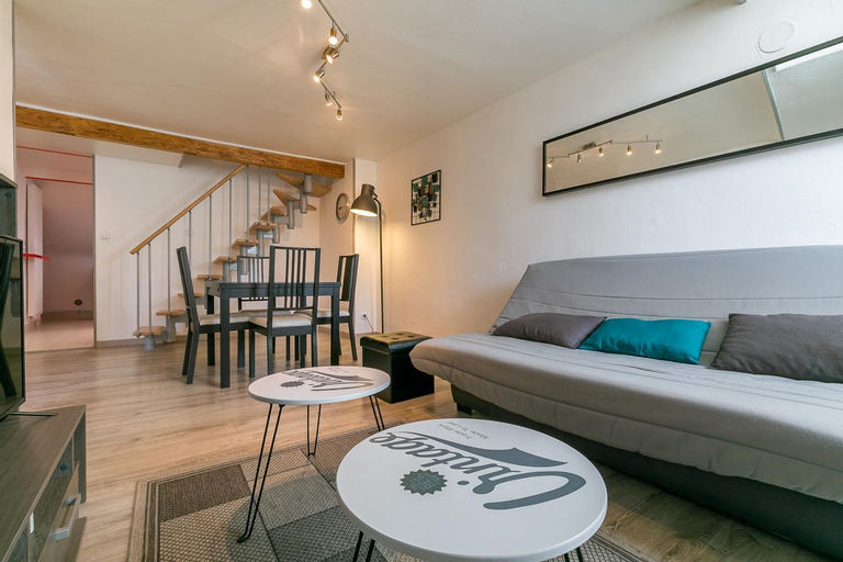 Bedroom 12