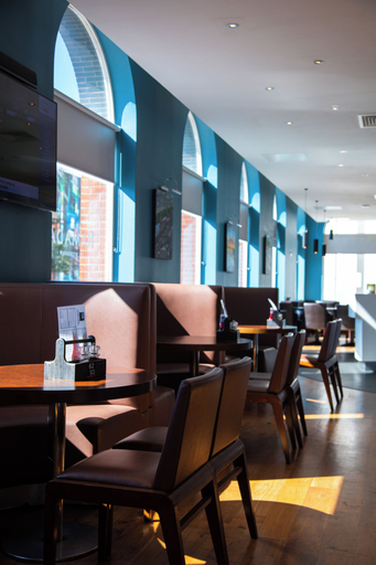 Food & Drinks 5, Ramada by Wyndham Belfast City Centre, Belfast