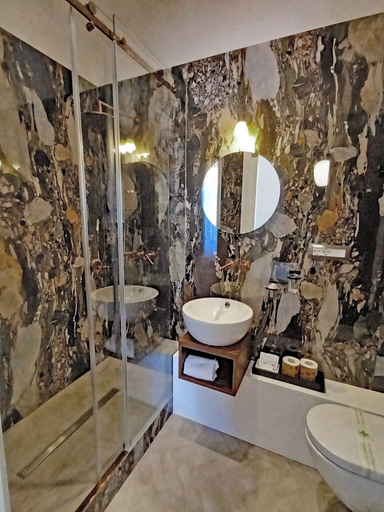 Bathroom 4, B&Bari via Crollalanza, Bari