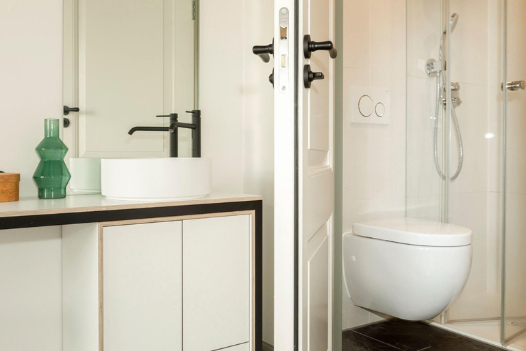 Bathroom, Red Ox - Super Central Canal View Rooms, Amsterdam