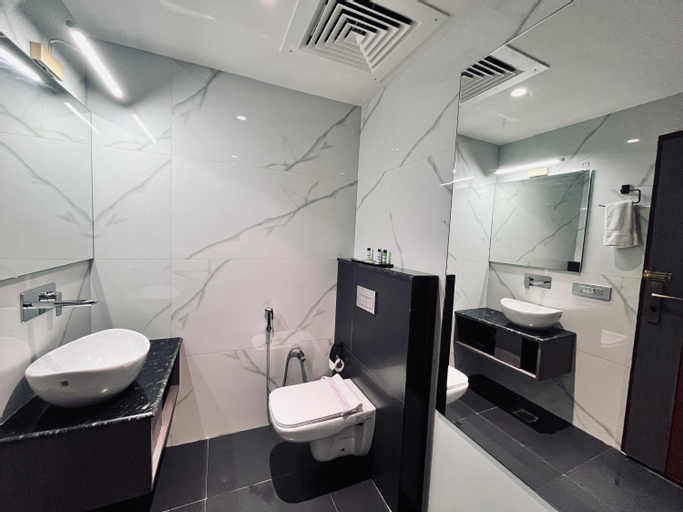 Bathroom 8