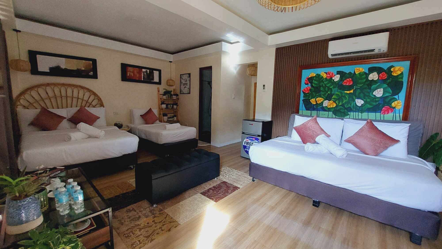 Bedroom, Samkara Restaurant and Garden Resort, Majayjay